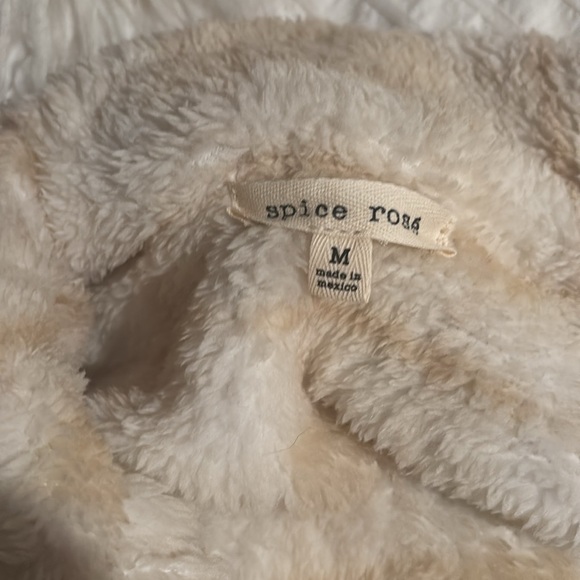 ⭐️Sunkissed coconut  lumberjack fuzzy jacket ⭐️ - Picture 3 of 8